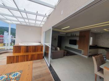 cobertura a 150 metros da praia, Jacuzzi